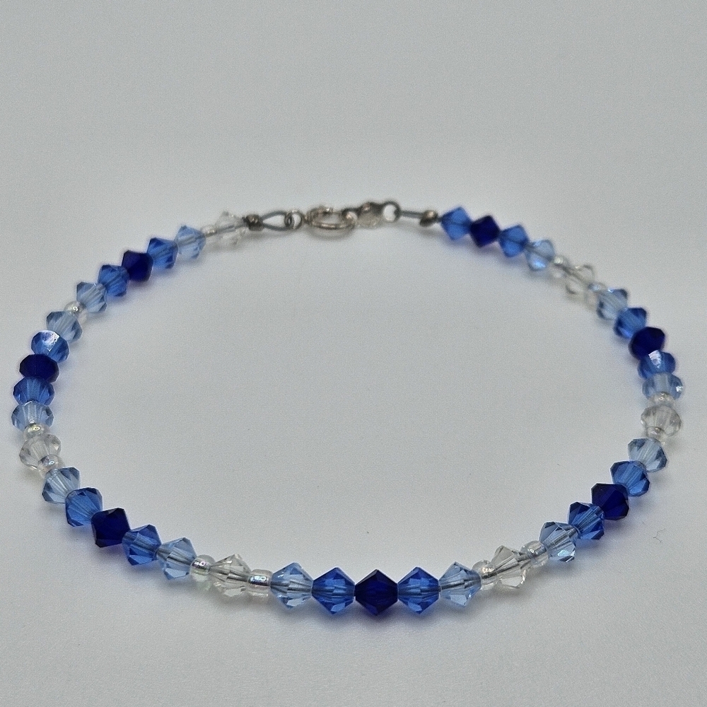 VINTAGE Sterling Silver Blue and Clear Swarovski Crystal Dainty Beaded Bracelet